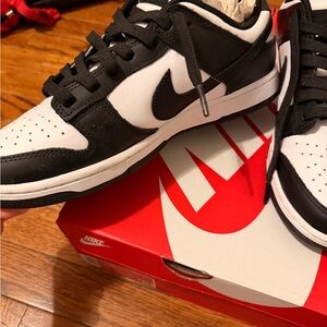 Nike Air Max “Panda”